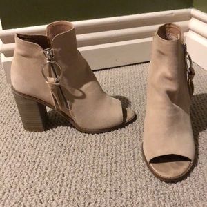 Suede tan winter heels
